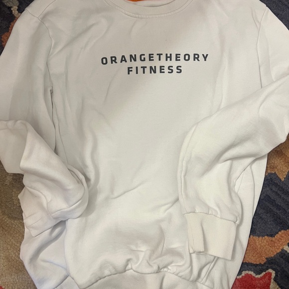 Orangetheory Fitness White sweatshirt size small - Picture 4 of 4
